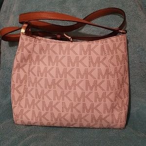 Like New MK Crossbody